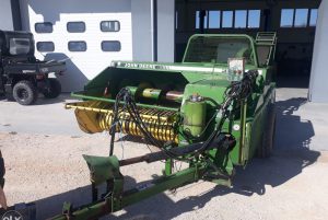 JOHN DEERE 359