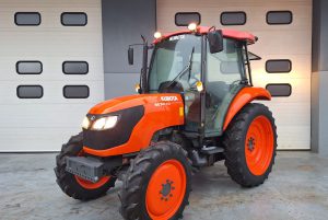 KUBOTA M7040